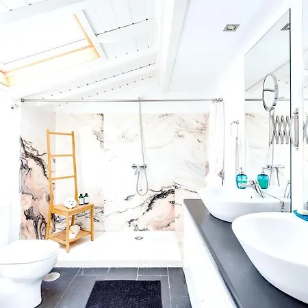 Апартаменты With One Bedroom In With Wonderful City View Furnished Balcony And Wifi *